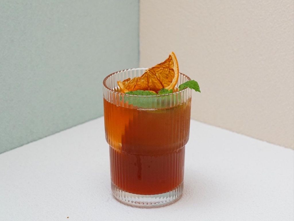 鮮雜果冰茶 (3000 ml)